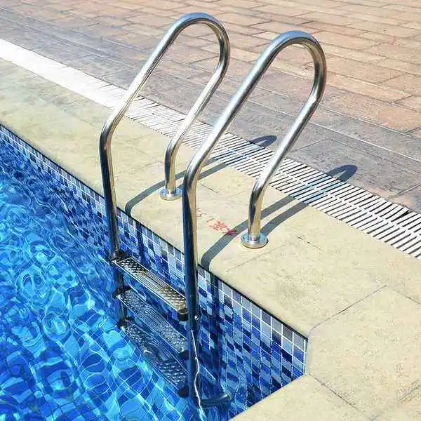 Scala per Piscina in Acciaio I - Heavy Equipment Sales recensione e prezzo